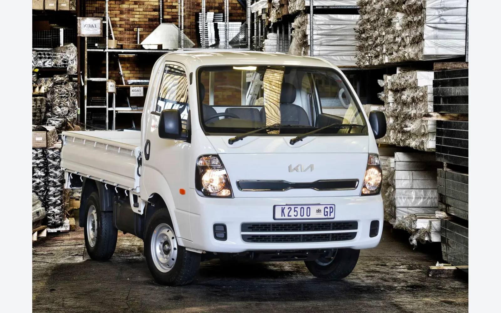 Kia K2500 — model imagery